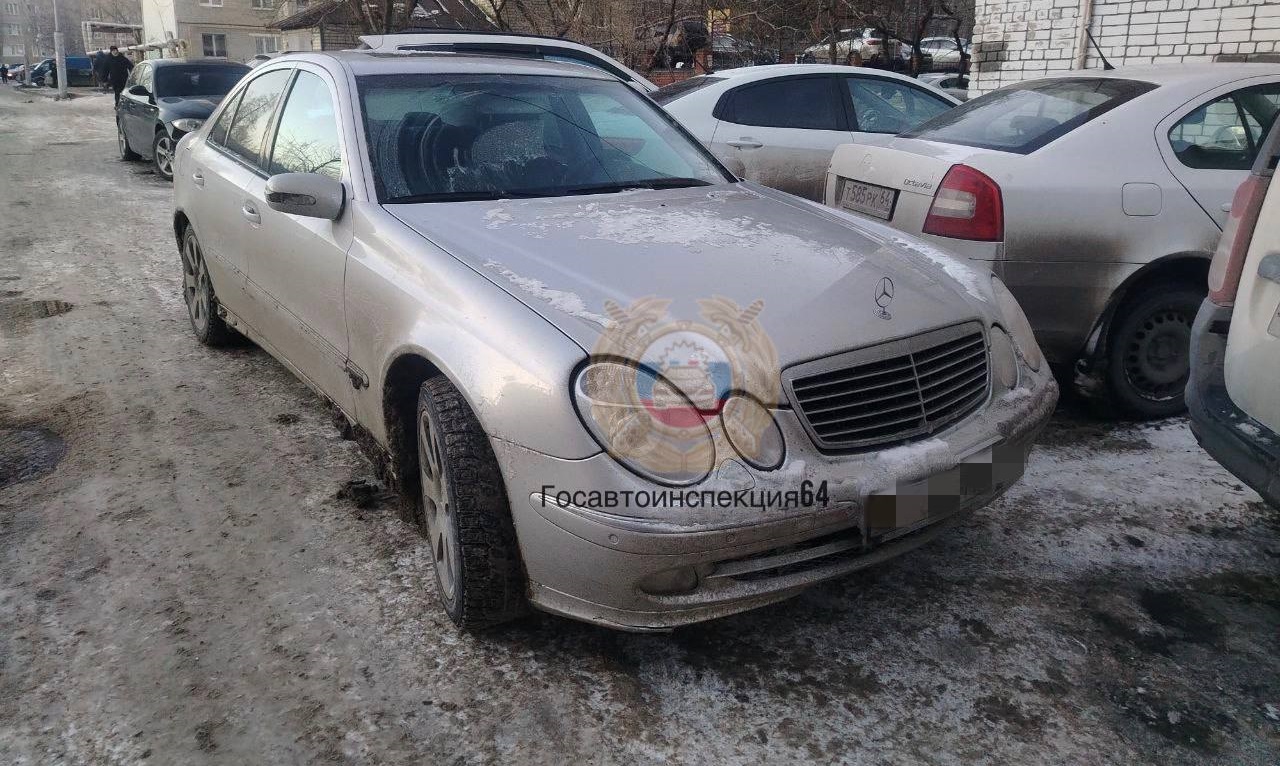 В Саратове водитель Mercedes сбил 14-летнего подростка и скрылся